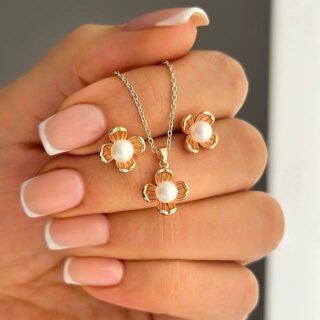 گل چهار پر مینیاتوری